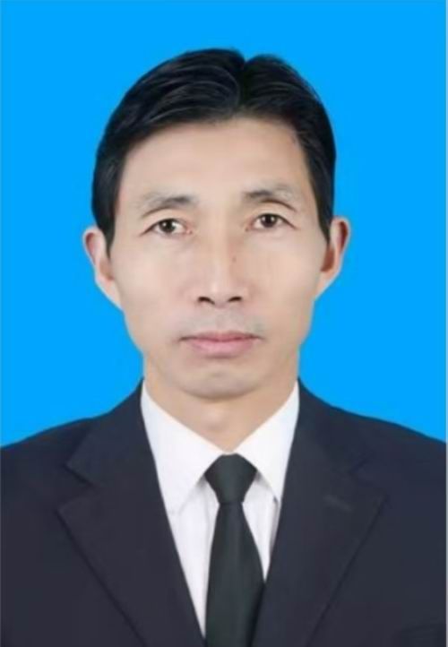 黄洪伟